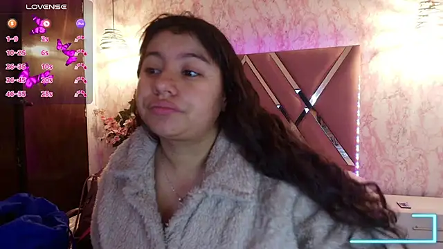 Miaa Smiith1 online show from 03/10/25, 12:15