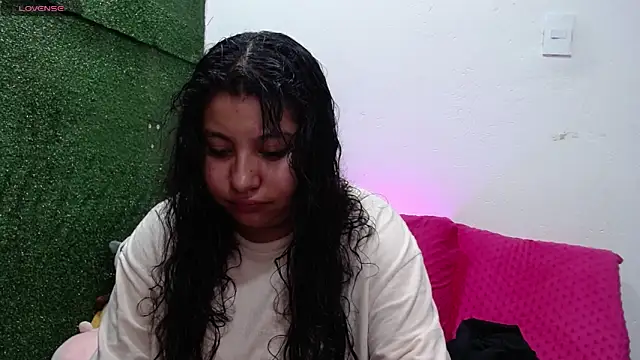 Miaa Smiith1 online show from 11/05/25, 10:04