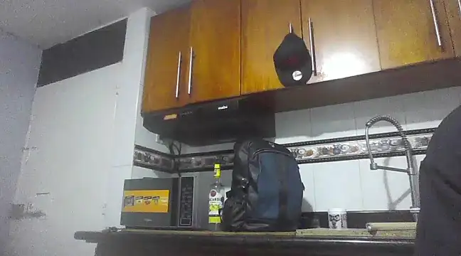 Snapshot of Anastasia_Dark_Di chatting on 02/20/25, 03:45 Anastasia Dark Di online show from 02/20/25, 03:45