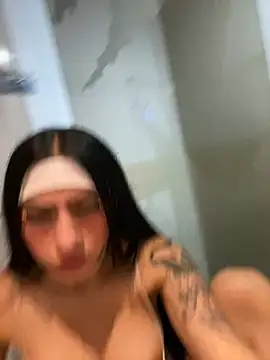 Snapshot of Bunny_sexy01 chatting on 12/08/24, 01:02 Bunny sexy01 online show from 12/08/24, 01:02