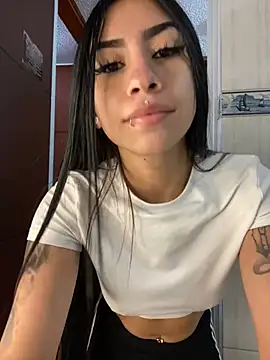 Snapshot of Bunny_sexy01 chatting on 04/07/26, 01:39 Bunny sexy01 online show from 04/07/26, 01:39