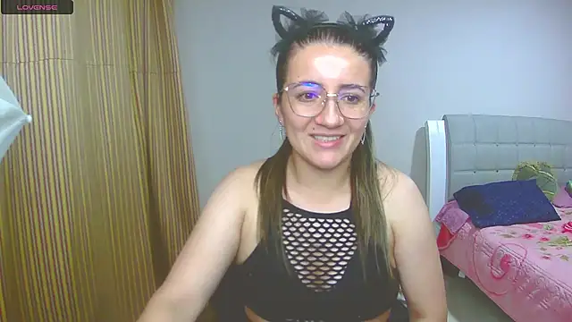 Dayanna Smitt online show from 02/26/25, 12:49