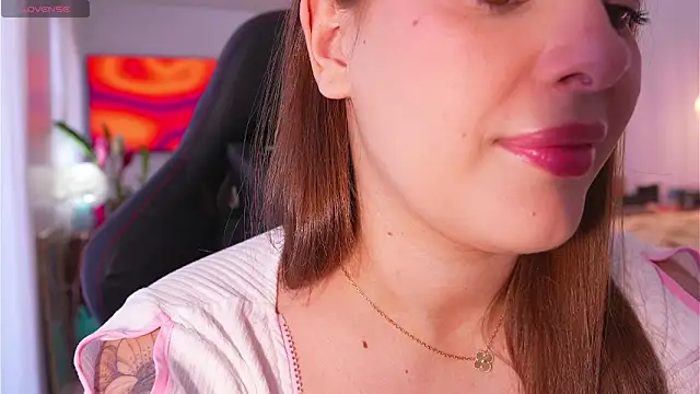 Snapshot of lana_rosy chatting on 04/08/26, 04:29 lana rosy online show from 04/08/26, 04:29