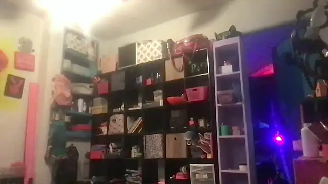 watermellonpussy online show from 12/20/24, 12:19