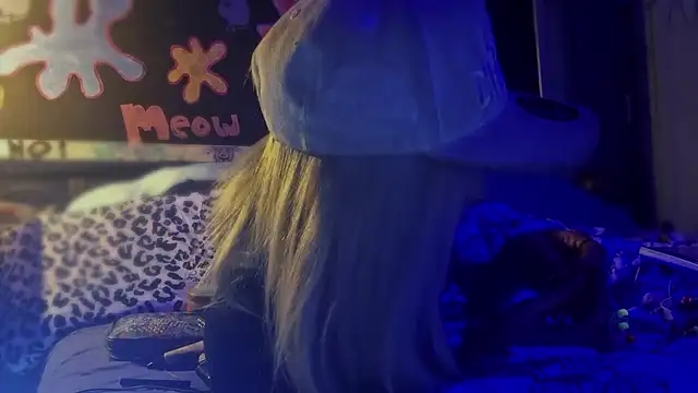 watermellonpussy online show from 02/16/25, 03:58