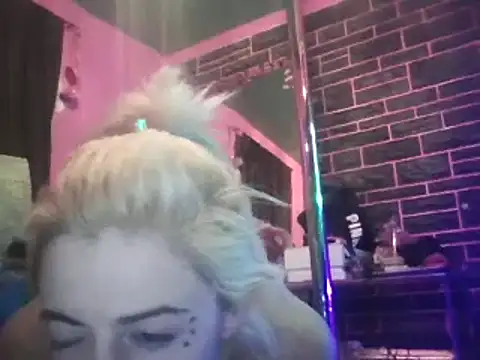 watermellonpussy online show from 03/10/25, 09:53