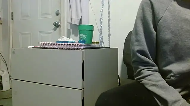 Snapshot of watermellonpussy chatting on 04/12/26, 01:32 watermellonpussy online show from 04/12/26, 01:32