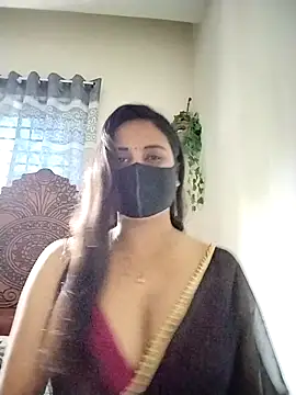 Snapshot of SimaRoy- chatting on 04/06/26, 05:52 SimaRoy- online show from 04/06/26, 05:52