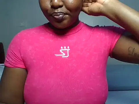 Snapshot of sweetbebby chatting on 03/17/26, 09:56 sweetbebby online show from 03/17/26, 09:56