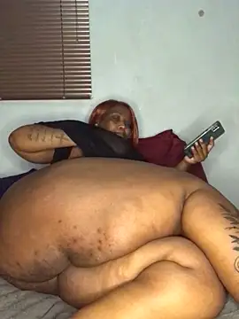 Snapshot of sotho_ssbbw chatting on 03/04/26, 01:00 sotho ssbbw online show from 03/04/26, 01:00