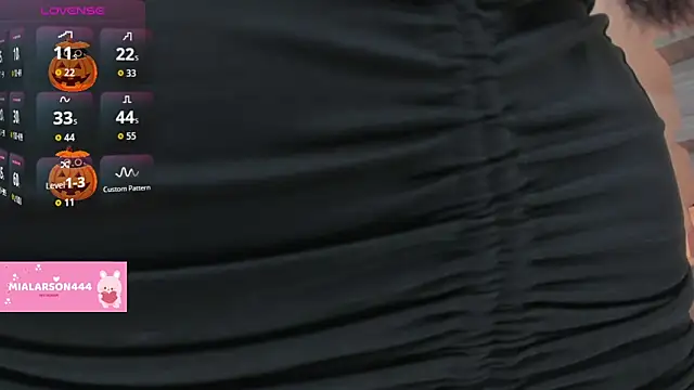 LARSONMIA online show from 10/23/25, 12:26