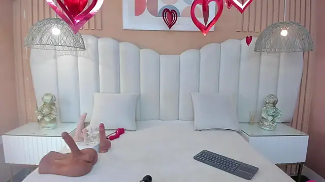 Sara Vanegas online show from 02/13/26, 11:39