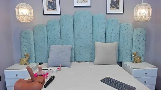 Sara Vanegas online show from 07/19/26, 11:36