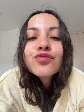 Snapshot of Megan_Rodrigo chatting on 05/11/26, 02:45 Megan Rodrigo online show from 05/11/26, 02:45
