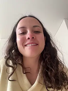 Snapshot of Megan_Rodrigo chatting on 05/11/26, 04:15 Megan Rodrigo online show from 05/11/26, 04:15