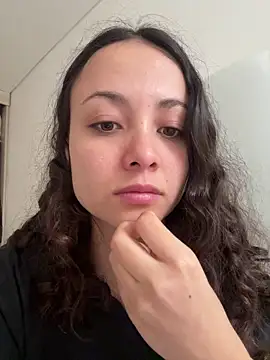 Snapshot of Megan_Rodrigo chatting on 05/19/26, 12:00 Megan Rodrigo online show from 05/19/26, 12:00