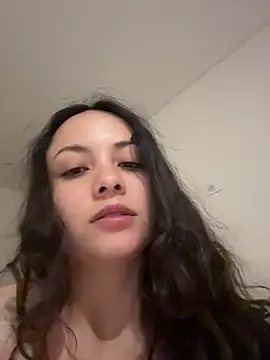 Snapshot of Megan_Rodrigo chatting on 06/24/26, 04:33 Megan Rodrigo online show from 06/24/26, 04:33