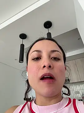 Snapshot of Megan_Rodrigo chatting on 07/16/26, 04:13 Megan Rodrigo online show from 07/16/26, 04:13