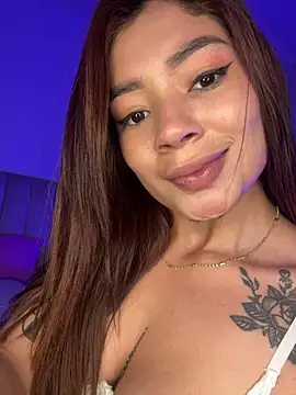 Roxanne 08 online show from 03/10/25, 07:53