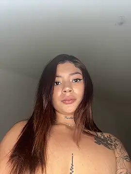 Roxanne 08 online show from 03/11/25, 09:45