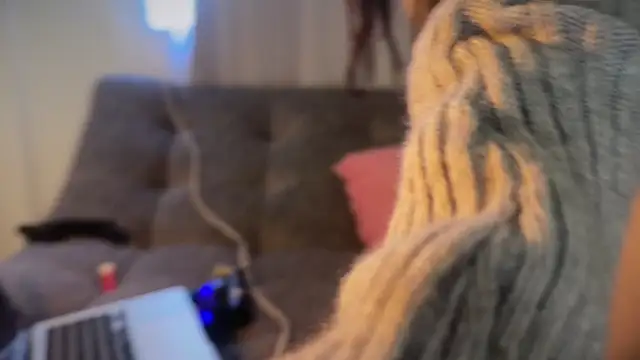 Snapshot of Roxanne_08 chatting on 02/20/26, 06:08 Roxanne 08 online show from 02/20/26, 06:08