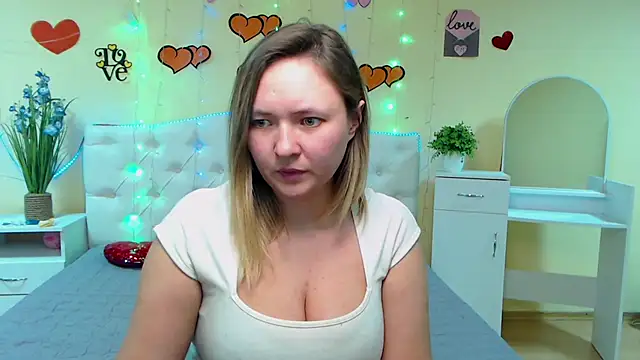 Snapshot of SallyVerda chatting on 02/12/25, 01:09 SallyVerda online show from 02/12/25, 01:09