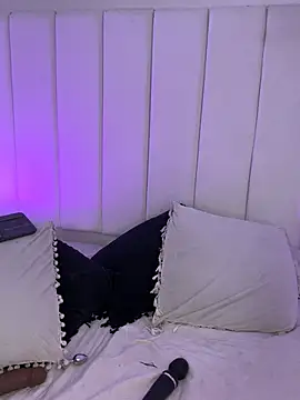 Amber Martins  online show from 01/22/25, 03:09