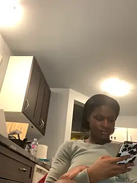 ninaperry777 online show from 03/16/25, 08:11