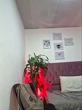 lucky-leah online show from 03/09/25, 10:52