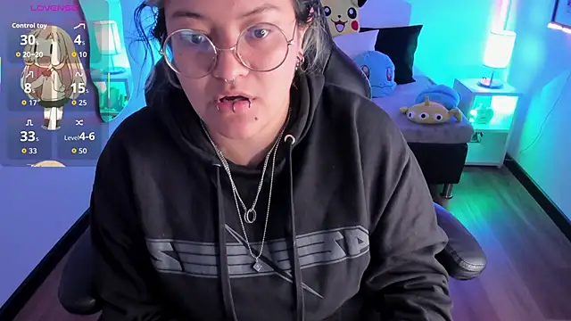 lucky-leah online show from 09/10/25, 04:01