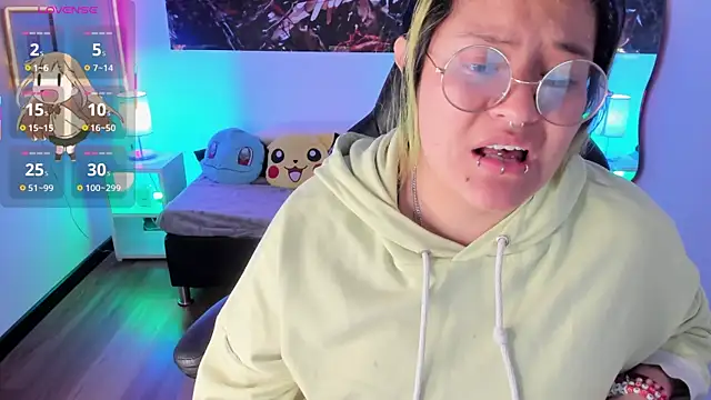 lucky-leah online show from 09/18/25, 04:14