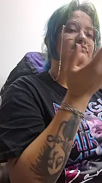 lucky-leah online show from 03/27/26, 03:56