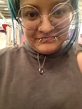 lucky-leah online show from 05/14/26, 03:46