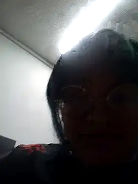 lucky-leah online show from 05/26/26, 03:46