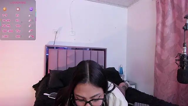 Snapshot of Kayla_foxxy chatting on 01/08/26, 11:40 Kayla foxxy online show from 01/08/26, 11:40