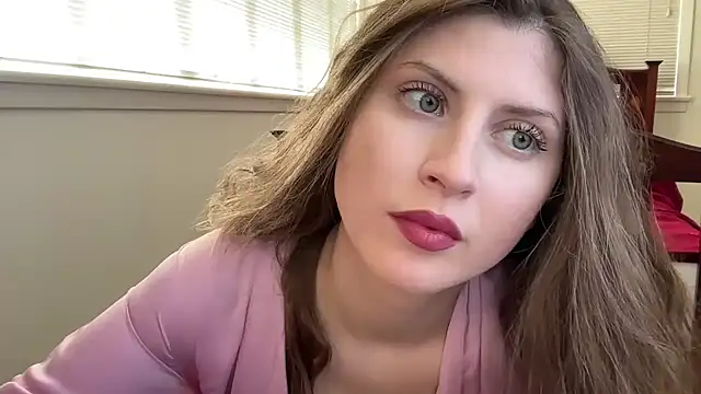 YUMIandbigWOLF online show from 02/04/26, 09:20