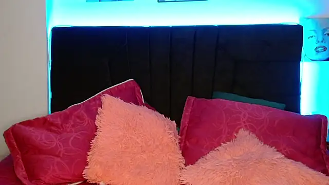 pearllatin online show from 01/10/25, 11:50