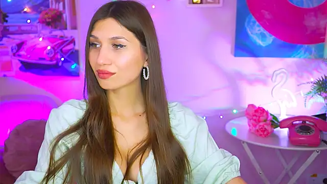 Snapshot of MollyPerry chatting on 12/17/24, 07:15 MollyPerry online show from 12/17/24, 07:15