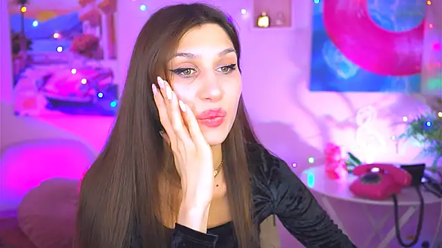 Snapshot of MollyPerry chatting on 12/21/24, 07:16 MollyPerry online show from 12/21/24, 07:16