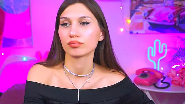 Snapshot of MollyPerry chatting on 03/04/25, 10:16 MollyPerry online show from 03/04/25, 10:16