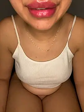 Snapshot of aya12aya chatting on 01/05/25, 11:59 aya12aya online show from 01/05/25, 11:59