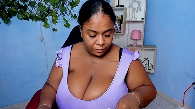 bbw charlote online show from 12/15/25, 12:42
