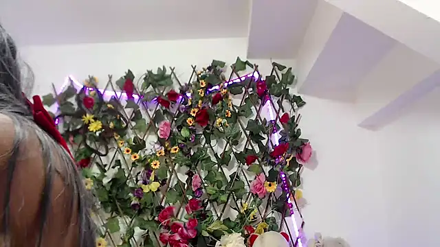 Snapshot of sexysusan4you chatting on 12/14/24, 08:40 sexysusan4you online show from 12/14/24, 08:40