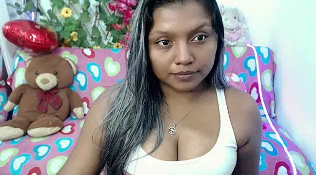 Snapshot of sexysusan4you chatting on 12/19/24, 05:18 sexysusan4you online show from 12/19/24, 05:18