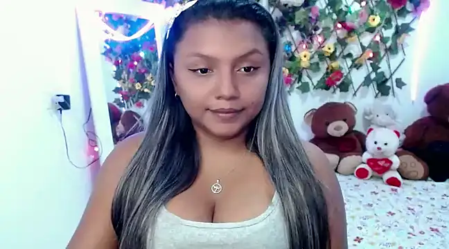 Snapshot of sexysusan4you chatting on 01/19/25, 05:49 sexysusan4you online show from 01/19/25, 05:49