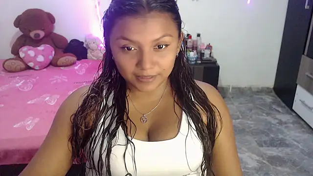 Snapshot of sexysusan4you chatting on 03/08/26, 05:17 sexysusan4you online show from 03/08/26, 05:17