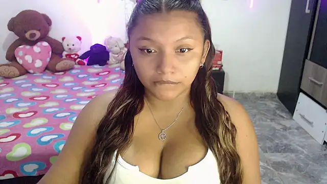 Snapshot of sexysusan4you chatting on 04/21/26, 05:50 sexysusan4you online show from 04/21/26, 05:50