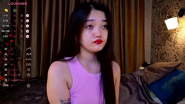 Snapshot of FreyaRaya chatting on 11/07/25, 03:06 FreyaRaya online show from 11/07/25, 03:06