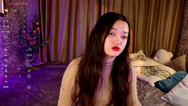 Snapshot of FreyaRaya chatting on 11/27/25, 03:30 FreyaRaya online show from 11/27/25, 03:30