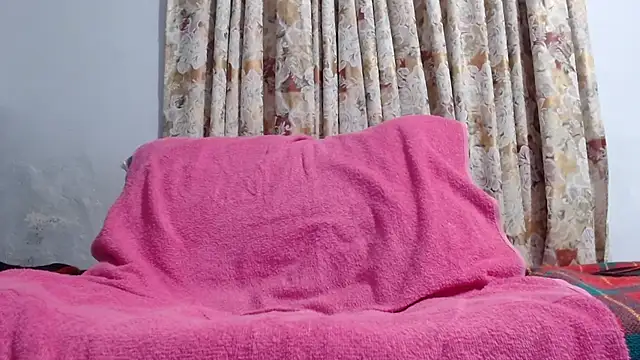 Snapshot of gollfather13 chatting on 02/06/25, 02:48 gollfather13 online show from 02/06/25, 02:48